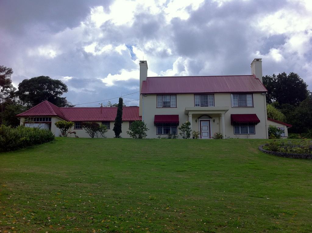 House For Sale INGLESIDE DRIVE, Mandeville 77,000,000 Keez