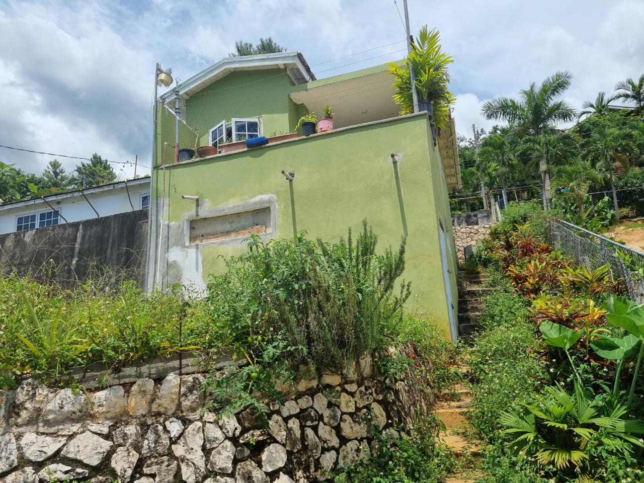House For Sale HERMITAGE DAM RDCOTTAGES, Kingston 9 40,000,000 Keez