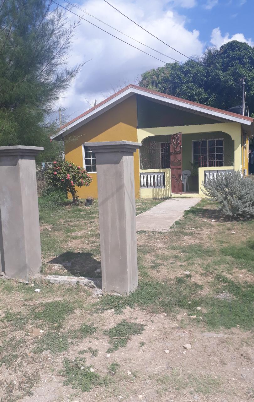 House For Sale CANARY STREET, CHEDWIN, Spanish Town 14,000,000 Keez