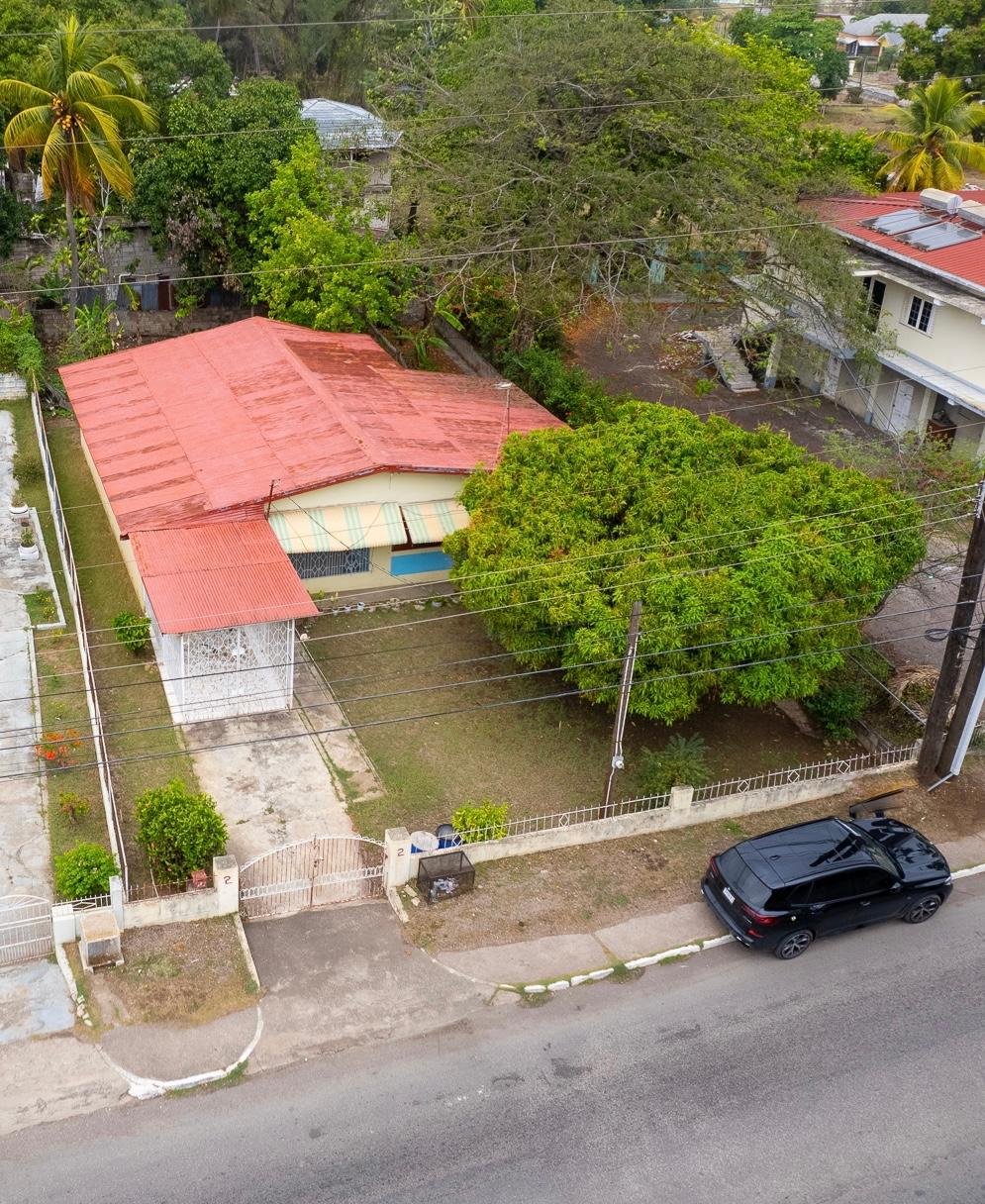 House For Sale GLENMUIR ROAD, May Pen 16,000,000 Keez