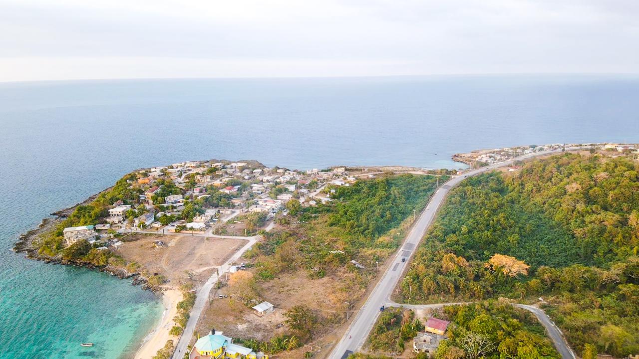 Commercial Lot For Sale HAUGHTON COURT, LUCEA, Lucea 550,000 Keez