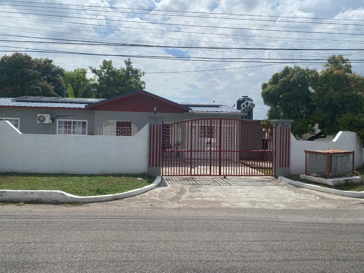 House For Sale BARRINGTON DRIVE, Kingston 19 455,000 Keez