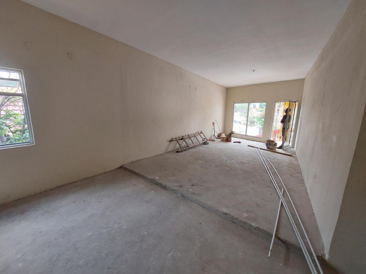 Offices / Commercial Bldg For Rent MANNINGS HILLS ROAD, Kingston 10