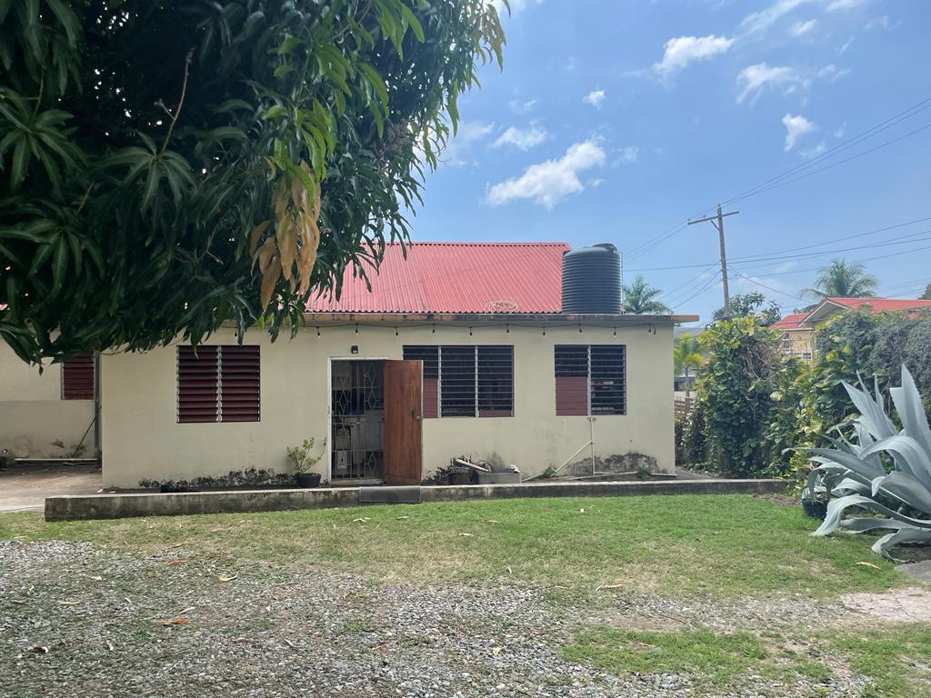 House For Sale LAMBTON CLOSE, Kingston 6 70,000,000 Keez