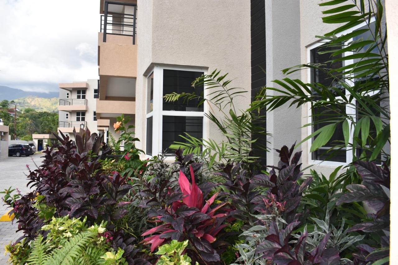 Apartment For Rent LAKEHURST DRIVE, KINGSTON, Kingston 8 1,800 Keez