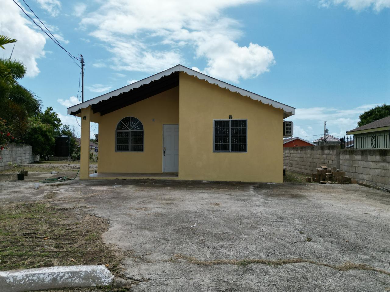 House For Sale TURTLE PLACE, Old Harbour 20,000,000 Keez