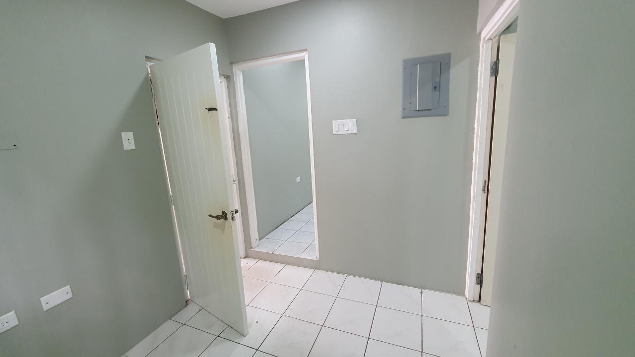 House For Rent BRENTON DRIVE, Kingston 8 75,000 Keez