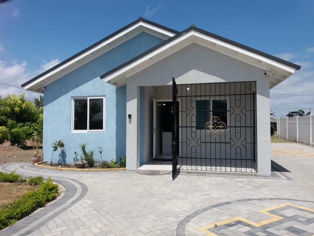 House For Rent BLOSSOM AVENUE, Spanish Town 90,000 Keez