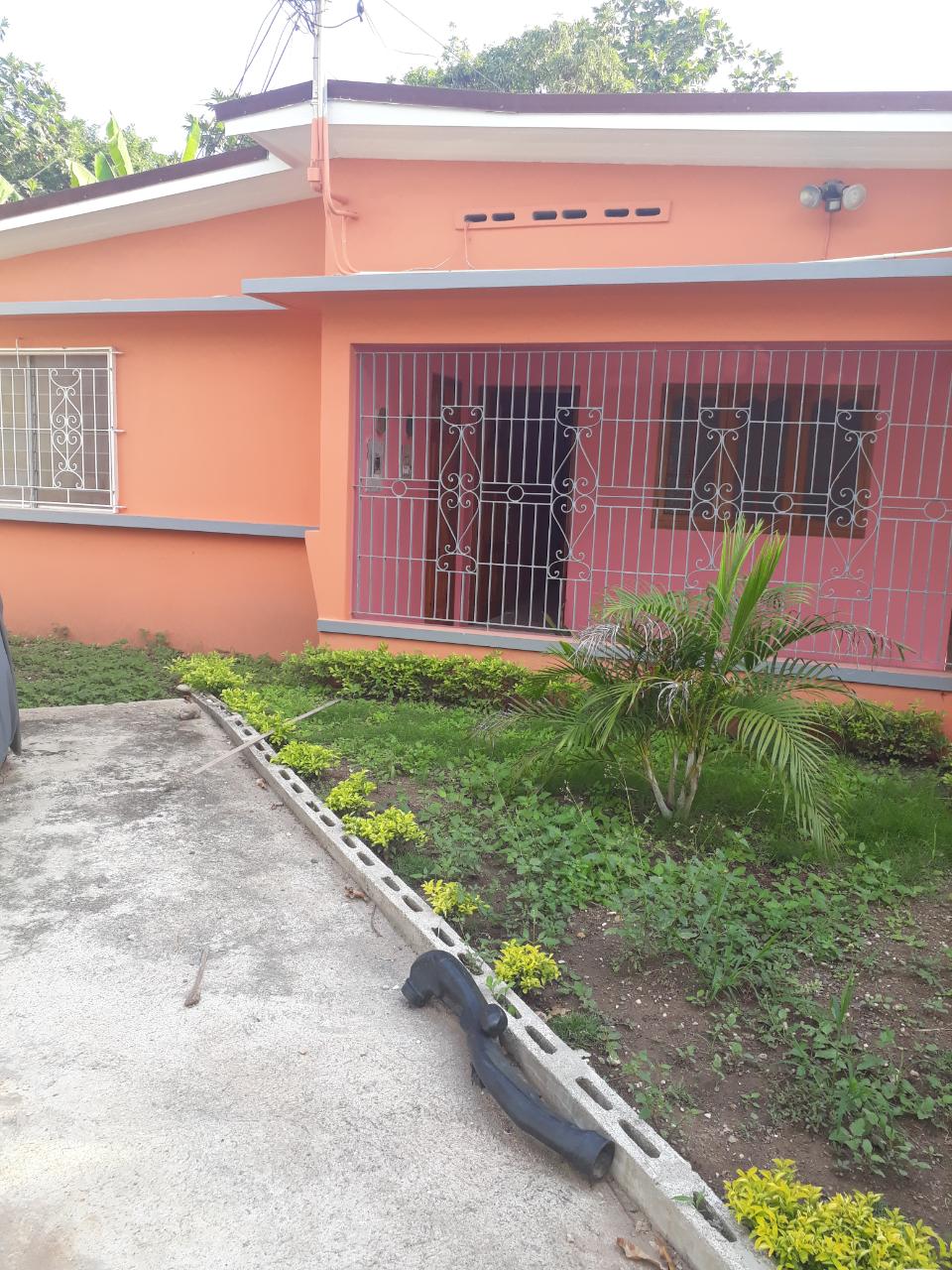 House For Rent CHUDLEIGH AVENUE, WASHING, Kingston 20 70,000 Keez