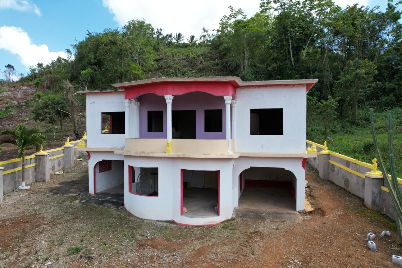 House For Sale PHOENIX PARK VILLAGE, Greater Portmore 30,000,000 Keez