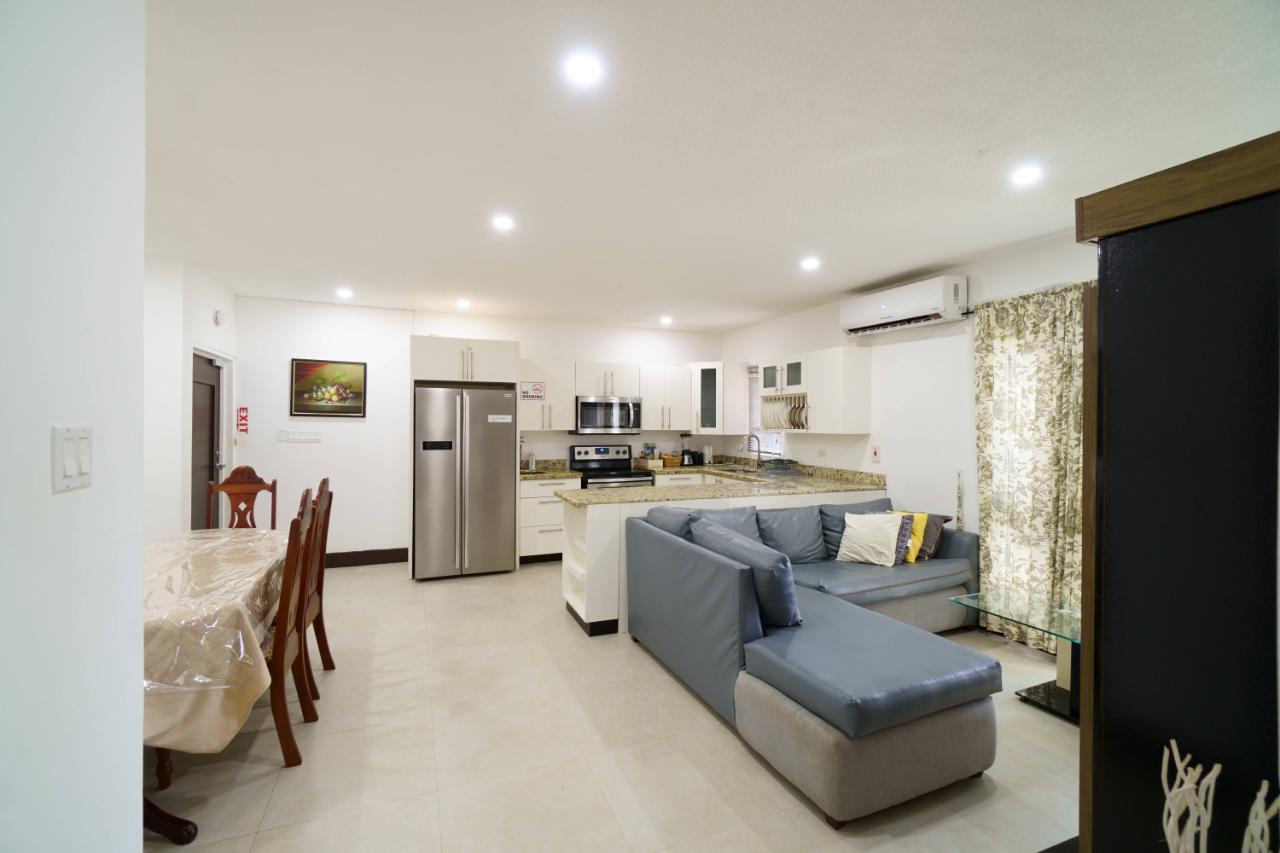 Apartment For Rent CARDIFF HALL, Runaway Bay 1,200 Keez