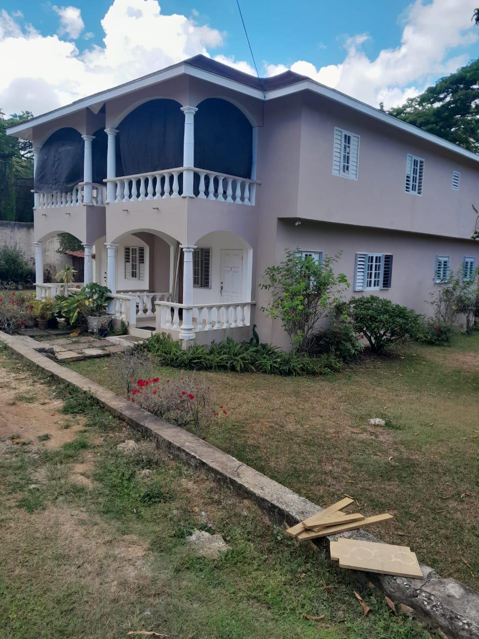 Townhouse For Sale RIDGE ESTATE, OCHO RIOS,, Ocho Rios 700,000 Keez