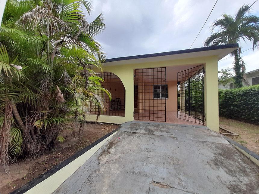 House For Sale GROVEDALE DRIVE, Kingston 10 40,000,000 Keez