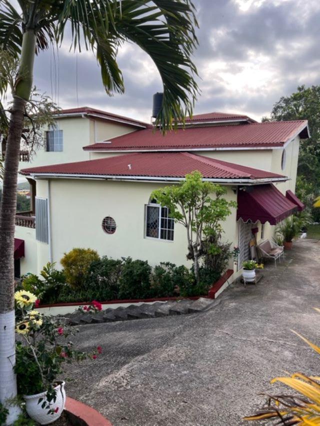 House For Sale WOODLAND CIRCLE COOPERS, Red Hills 80,000,000