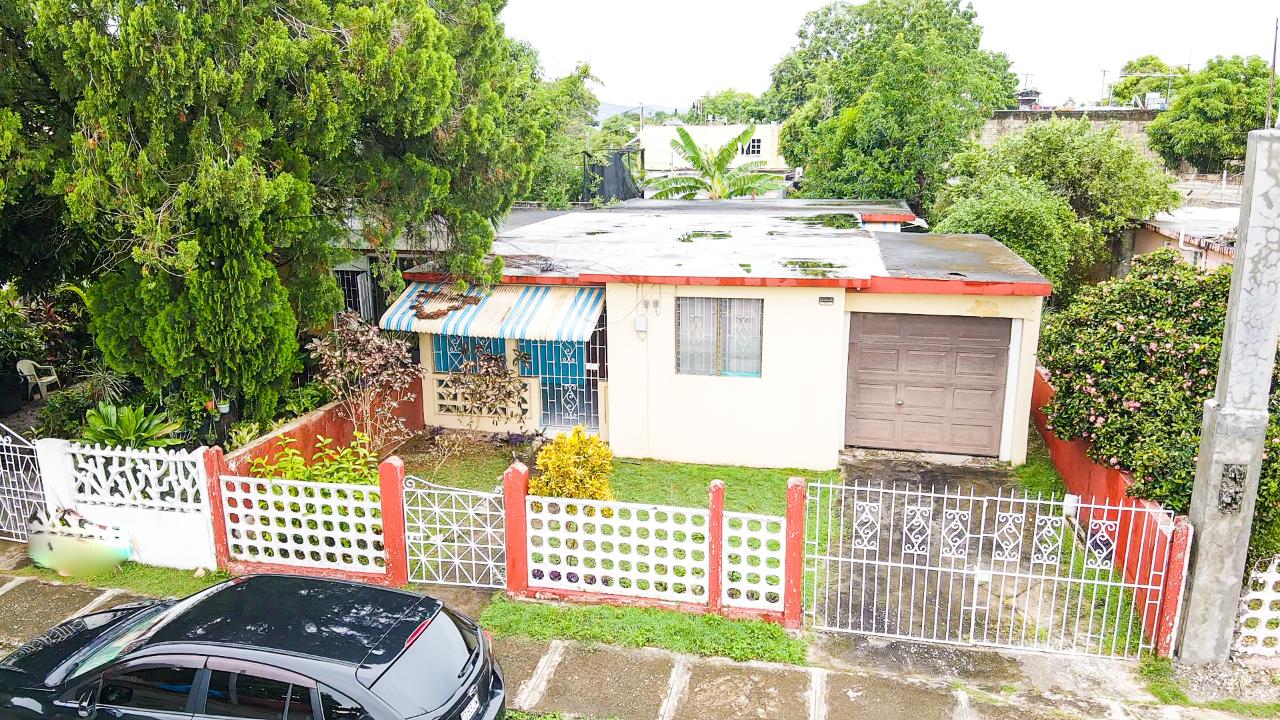 House For Sale WEST GREEN, West Green 19,500,000 Keez