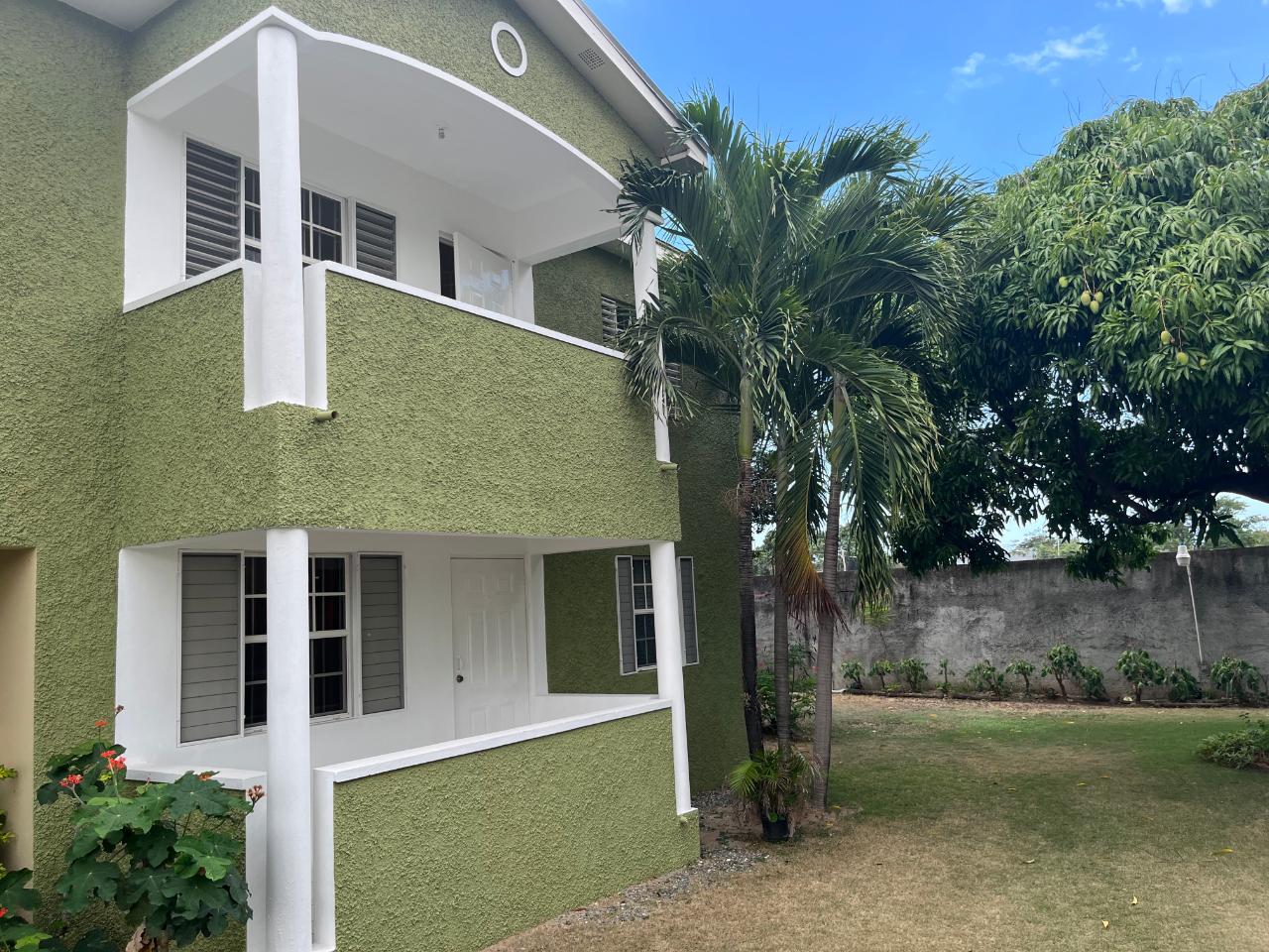Apartment For Rent KINGS DRIVE, Kingston 6 150,000 Keez