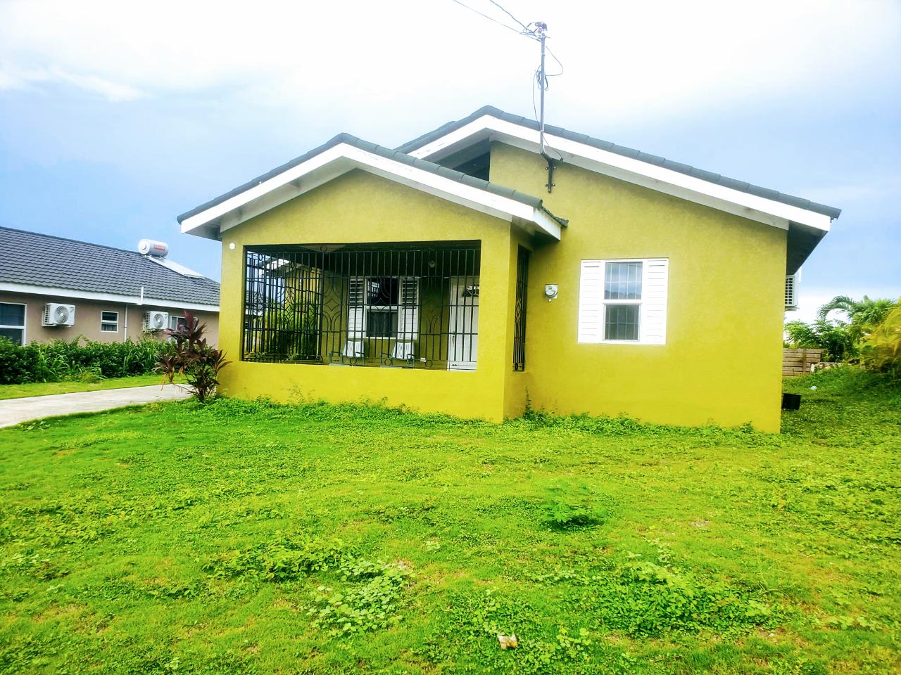 House For Rent STONEBROOK MANOR, Falmouth 1,400 Keez