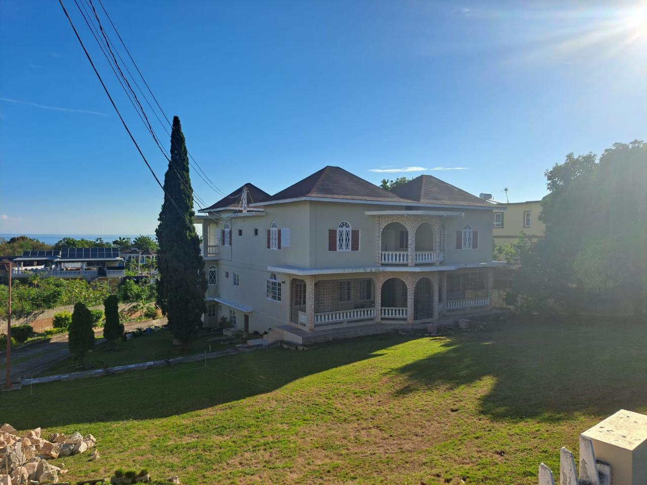 Apartment For Rent BRATTON ROAD, IRONSHORE, Montego Bay 1,000 Keez