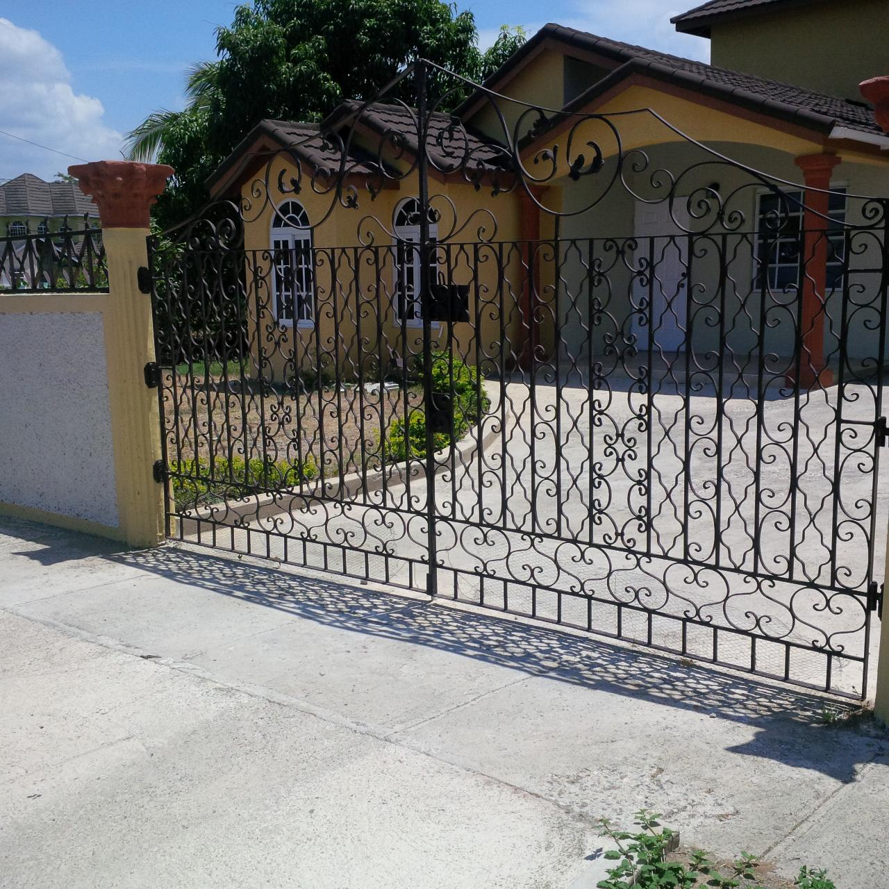 House For Sale WHITE WATER MEADOWS, Spanish Town 34,000,000 Keez