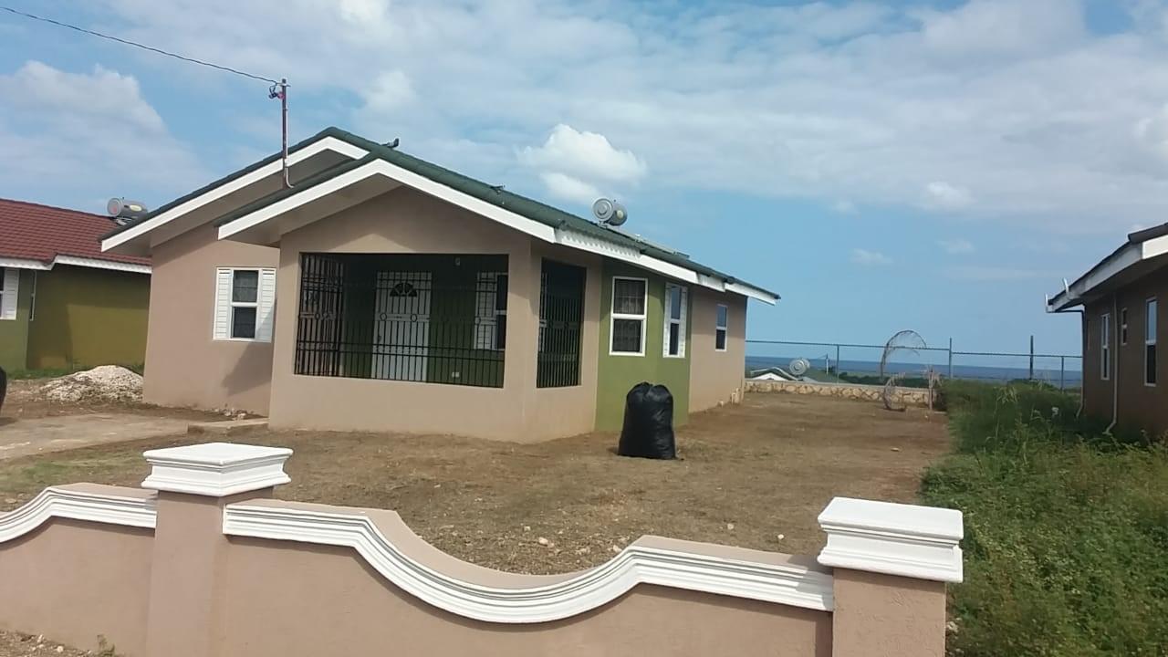 House For Rent STONEBROOK MANOR TRELAWNY, Falmouth 1,200 Keez
