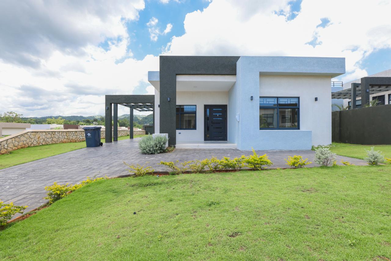 House For Sale PYRAMID POINT, OCHO RIOS, Ocho Rios 500,000 Keez