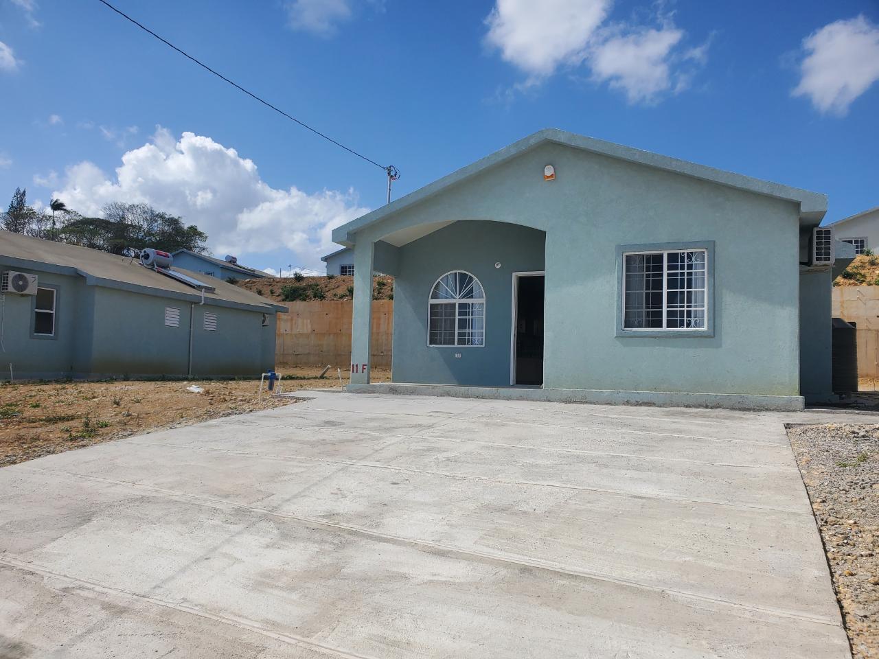 House For Rent CAMELOT BOULEVARD, Discovery Bay 1,000 Keez