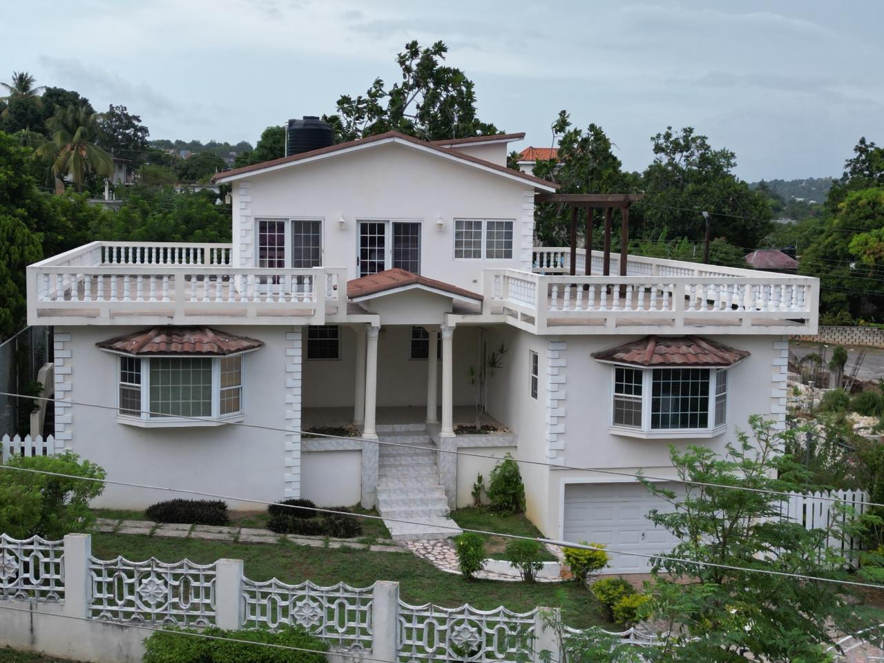 House For Sale MANGO WALK, Montego Bay 499,000 Keez
