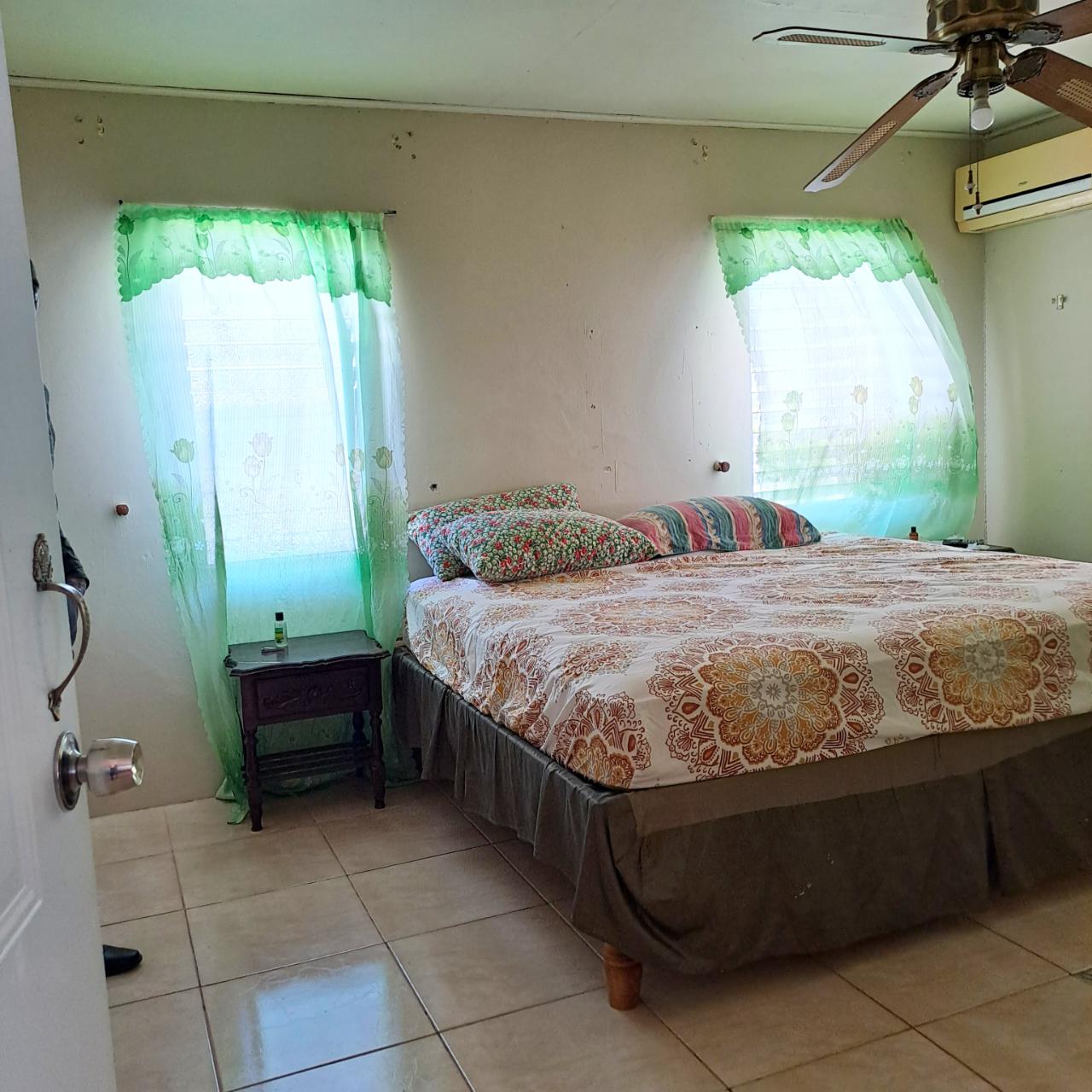 House For Sale SUNSET STREET, 588 48,000,000 Keez