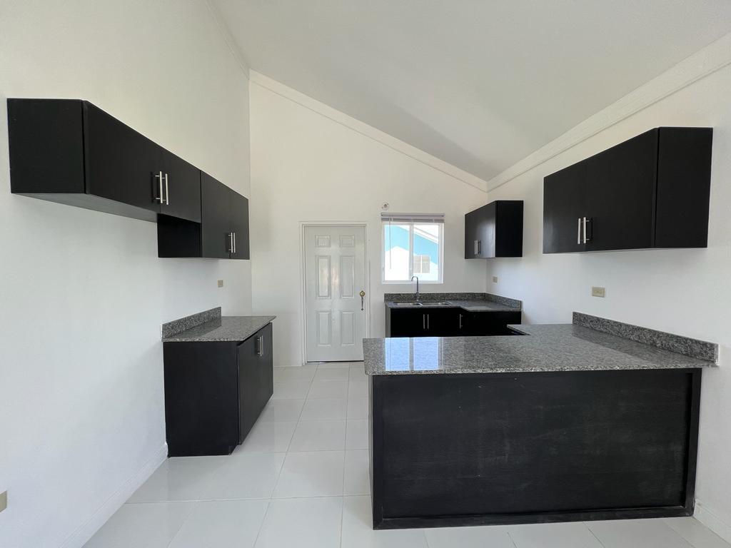 House For Rent INNSWOOD, Spanish Town 85,000 Keez