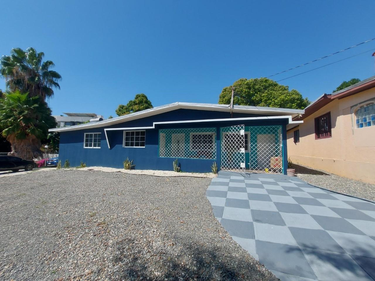 House For Sale KINGSLYN AVENUE, Kingston 10 41,000,000 Keez