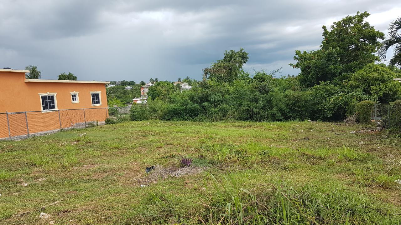 Residential Lot For Sale ST. MATTHEWS WAY, Green Acres 9,000,000 Keez