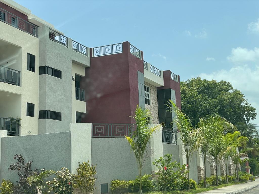 Apartment For Rent SUNSET DRIVE, KINGSTON 20, Kingston 20 180,000