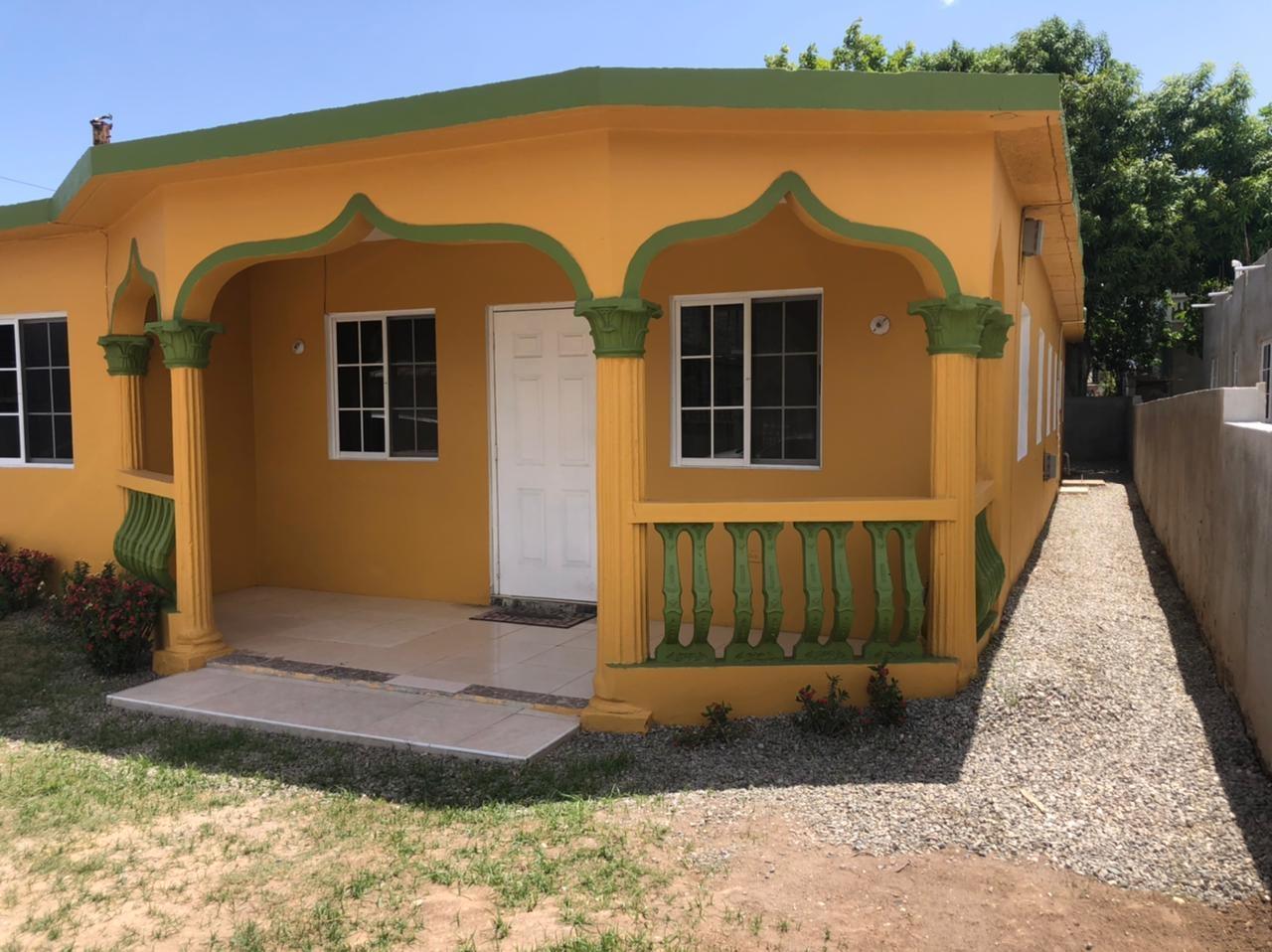 House For Sale EATON CLOSE, Cedar Grove Estate 20,000,000 Keez