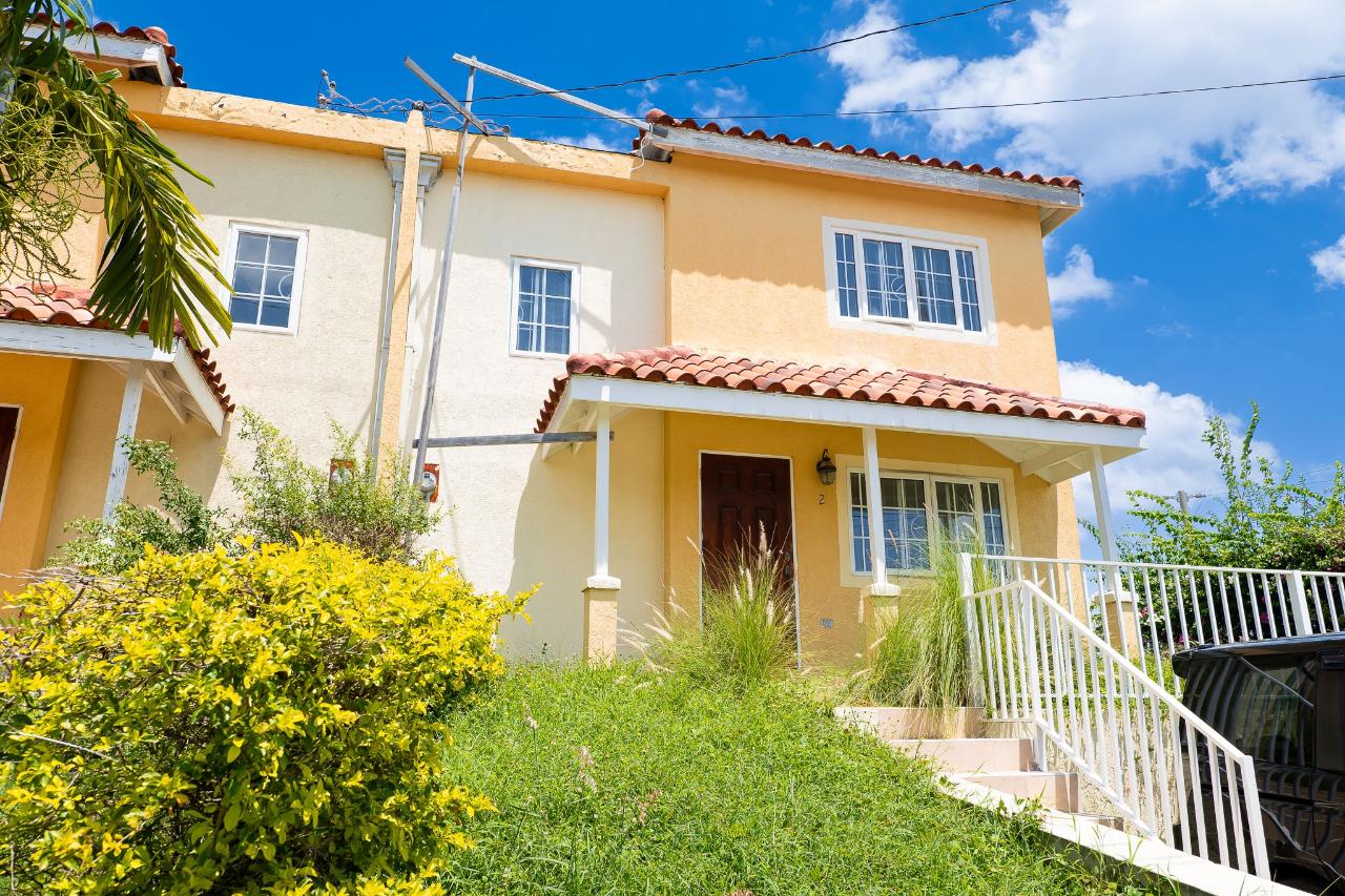 Townhouse For Rent MANGO WALK COUNTRY CLUB, 420 2,750 Keez