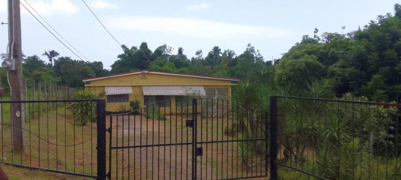 House For Rent AVENUE, Runaway Bay 83,000 Keez