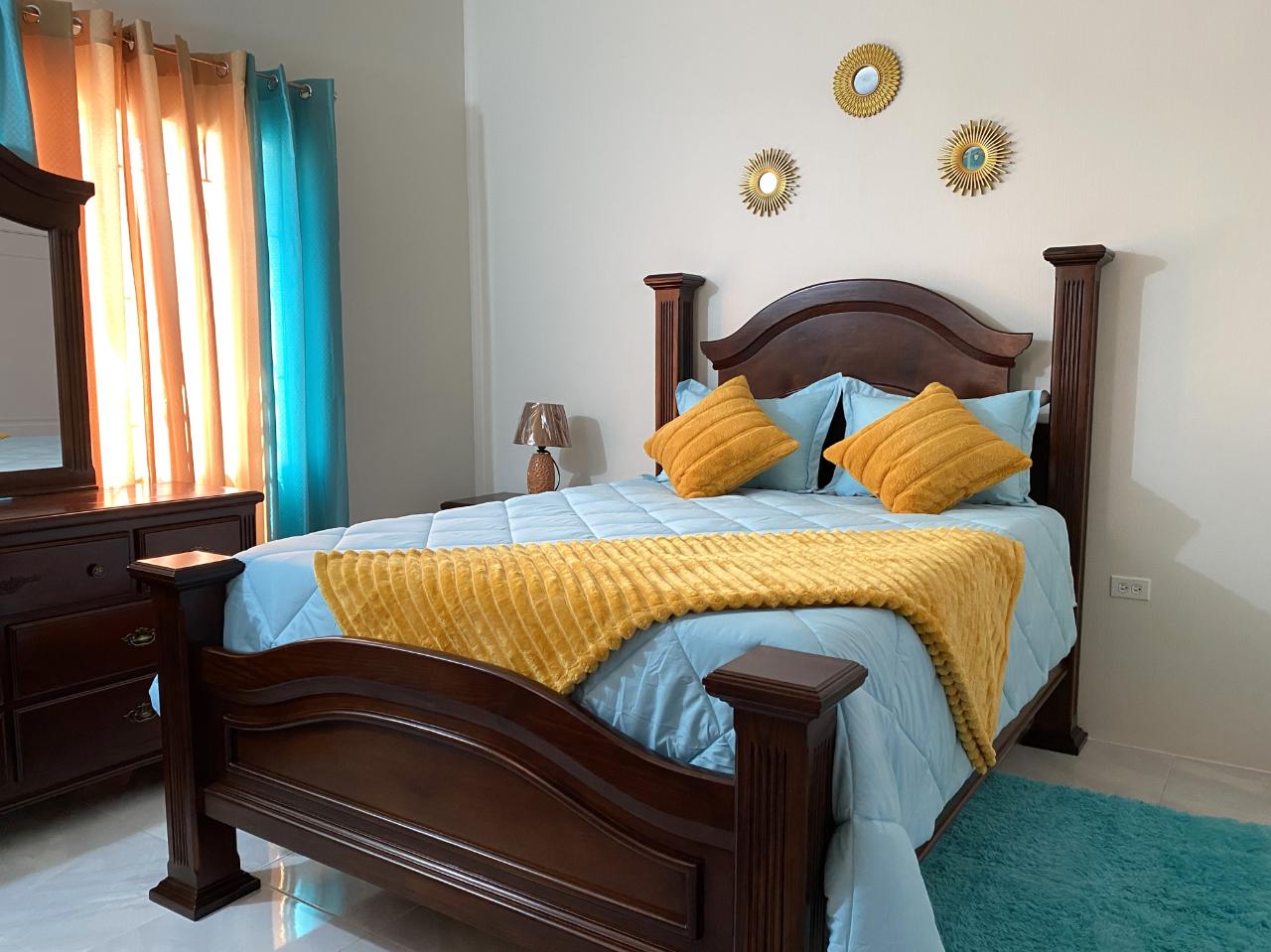 House For Rent CAMELOT VILLAGE, Discovery Bay 1,150 Keez