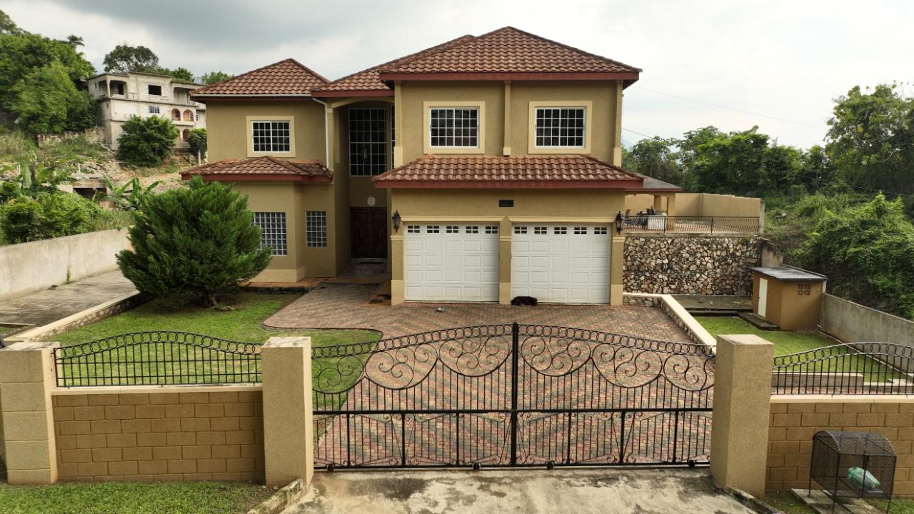 House For Sale KINGSWOOD, STONY HILL, 2687 168,000,000 Keez