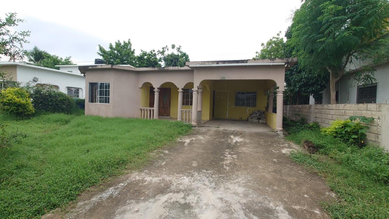 House For Sale HOMESTEAD PARKWAY, WILLOW, Spanish Town 13,850,000