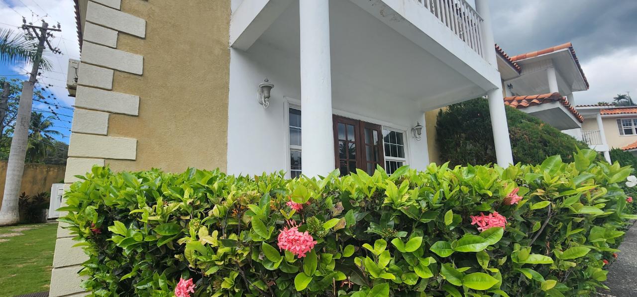 Apartment For Rent STILWELL ROAD, Kingston 8 185,000 Keez