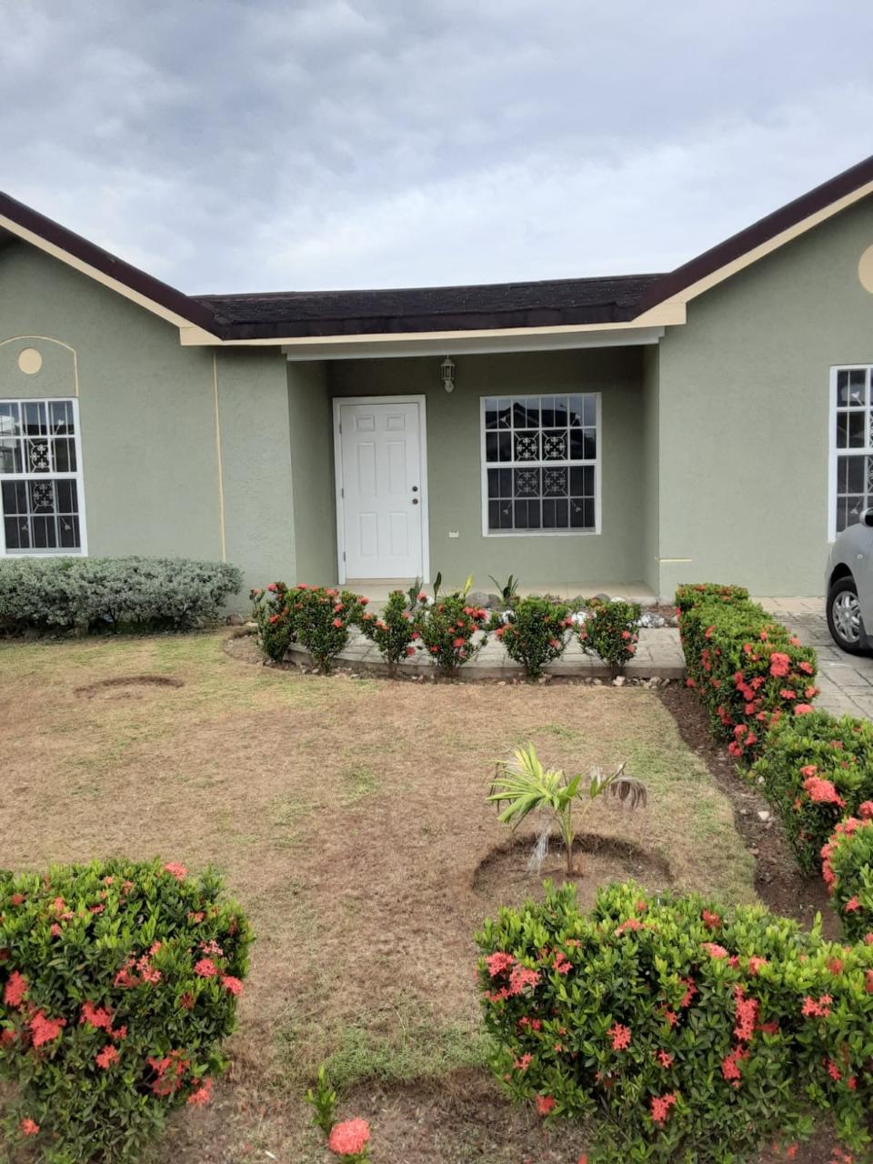 House For Rent ESPERANZA DRIVE, Spanish Town 130,000 Keez