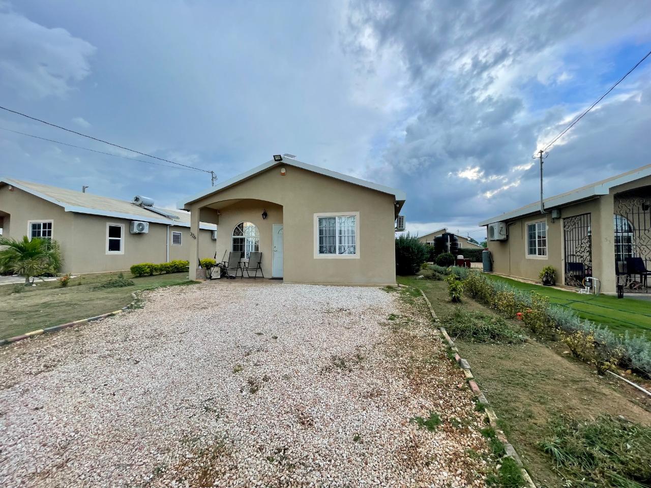 House For Rent PHOENIX PARK VILLAGE, 1820 105,000 Keez