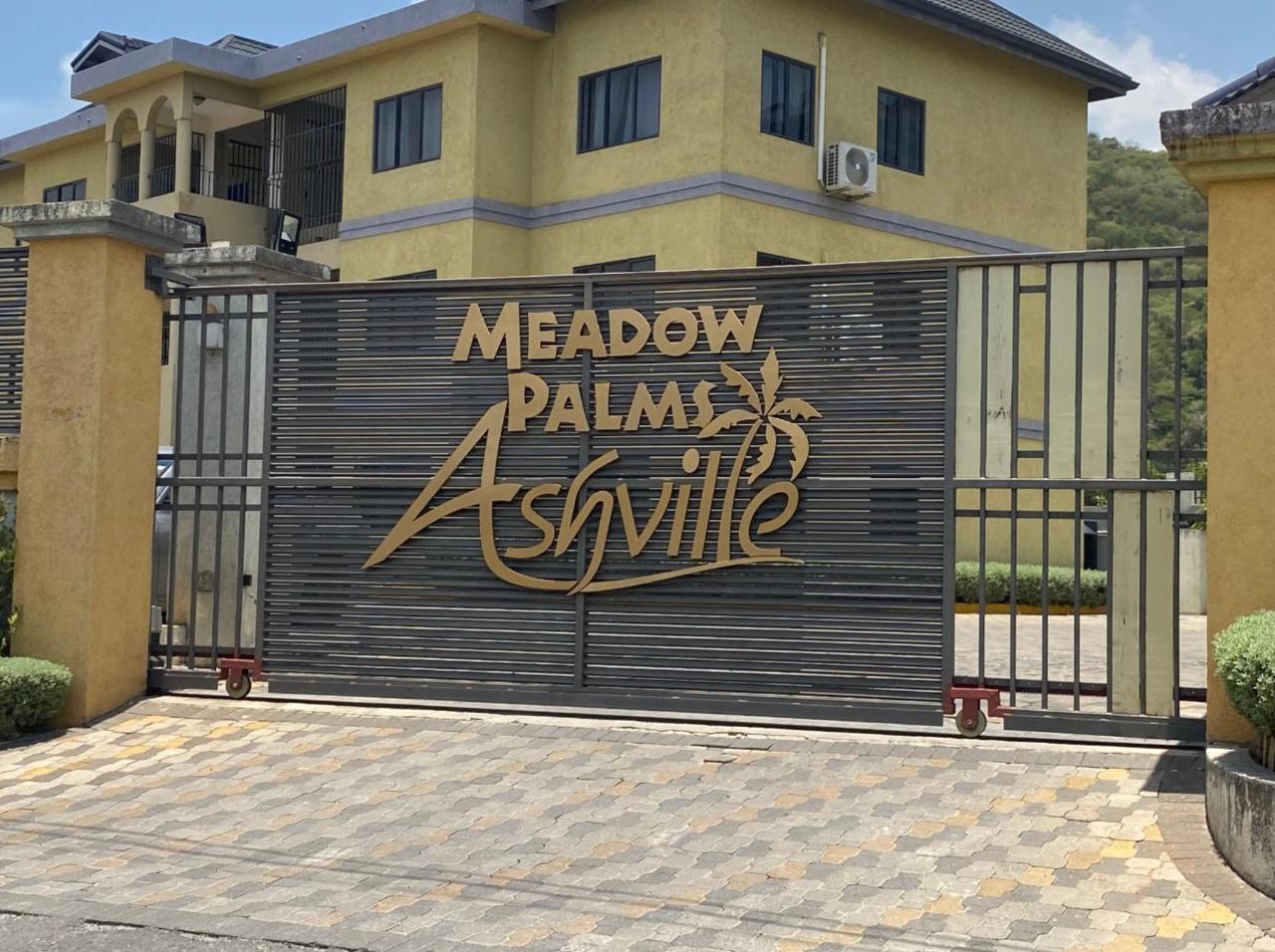 Apartment For Rent BOMBAY AVENUE, Kingston 19 200,000 Keez