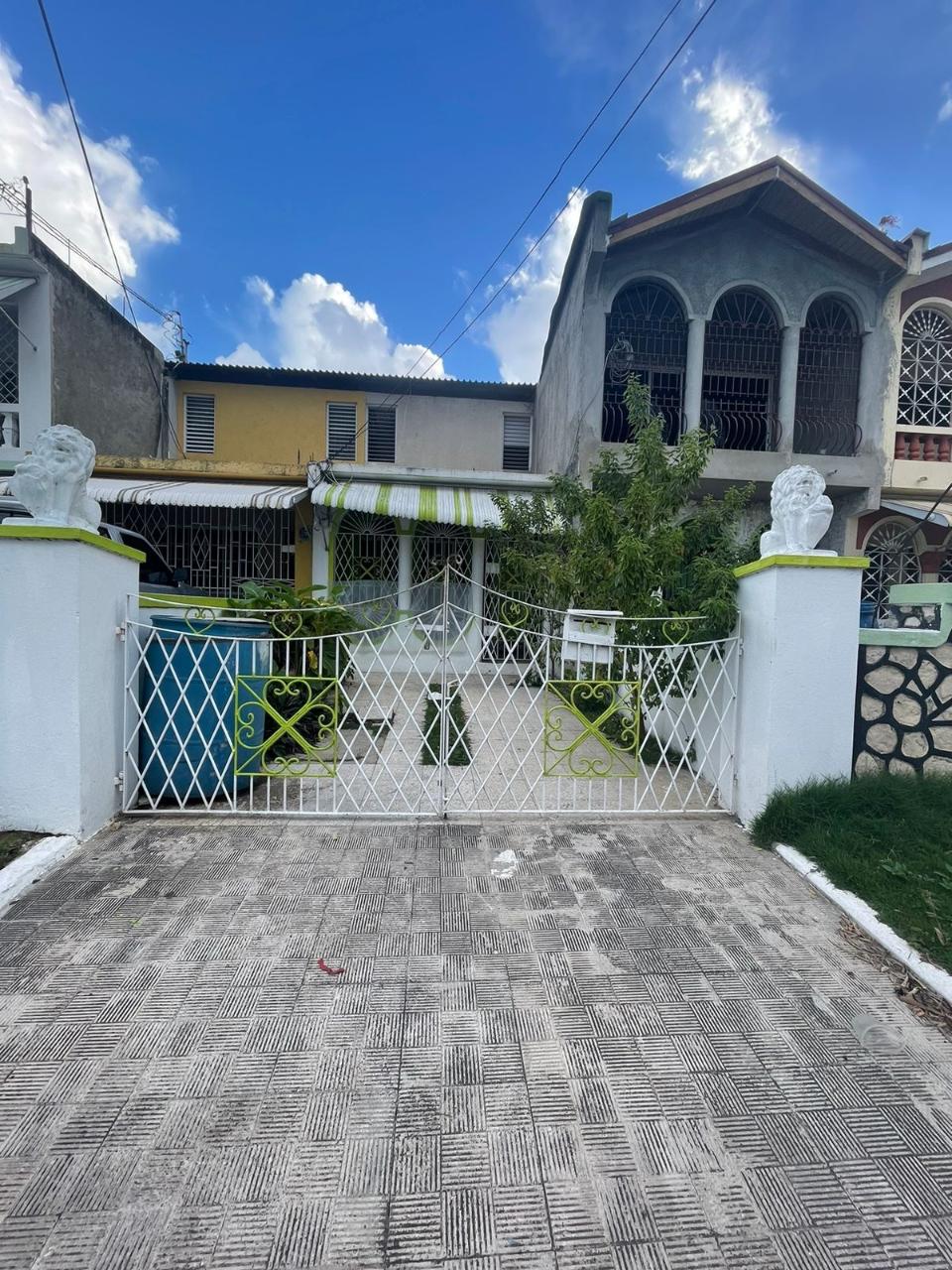 Townhouse For Sale GREGORY PARK, Hamilton Gardens 13,000,000 Keez