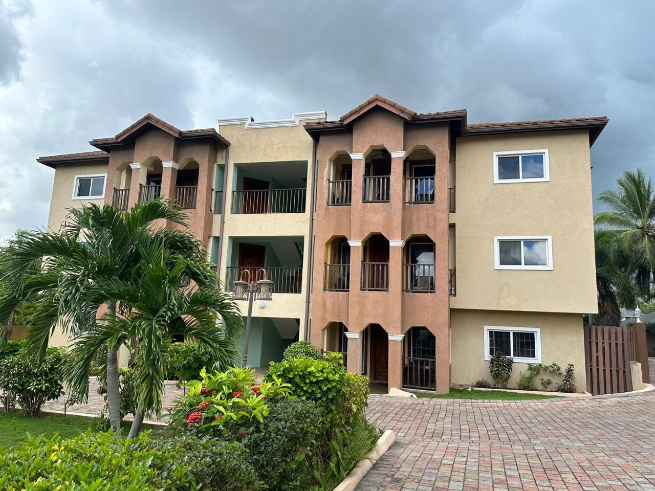 Apartment For Rent MILLSBOROUGH AVENUE, Kingston 6 1,800 Keez