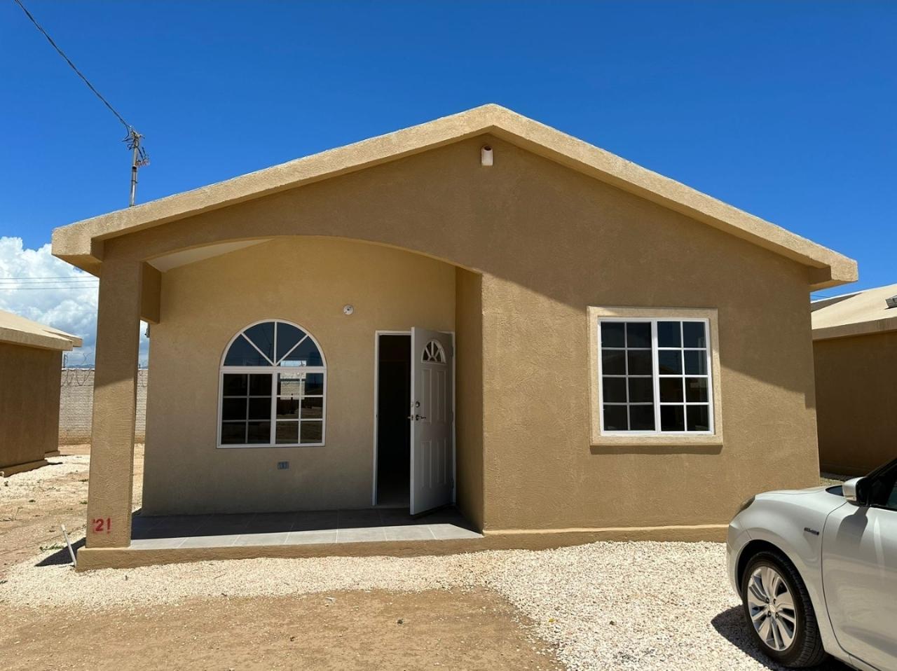 House For Rent EMERALD CRESCENT PHOENIX, 1820 95,000 Keez