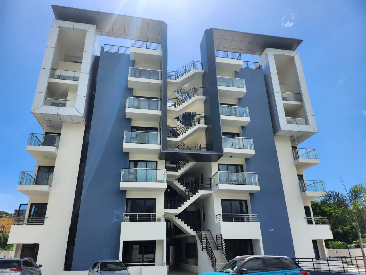 Apartment For Rent WELLINGTON DRIVE, Kingston 6 1,400 Keez