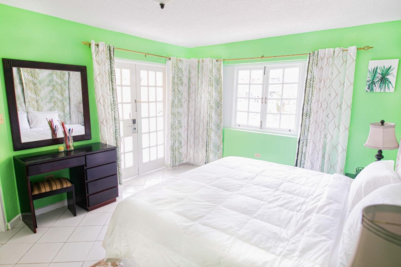 Apartment For Rent OCHO RIOS, Ocho Rios 1,000 Keez