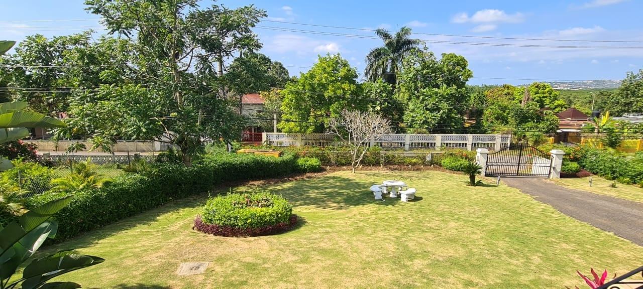 House For Sale BOGUE HEIGHTS BLVD, BOGUE, Montego Bay 475,000 Keez