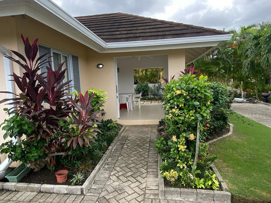 House For Rent GUAVA AVENUE, Richmond 1,800 Keez