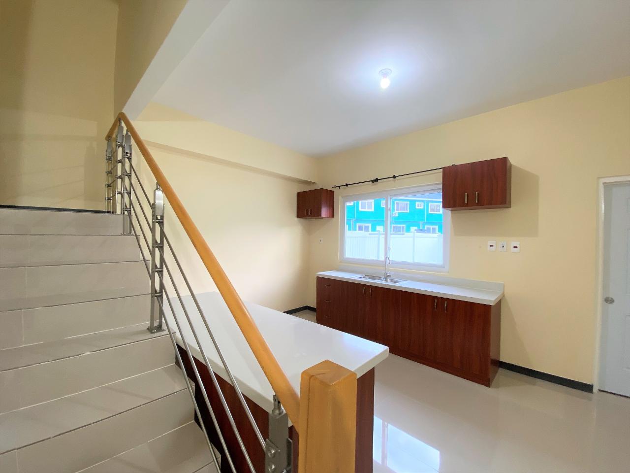 Townhouse For Rent EDMUND RIDGE, Montego Bay 100,000 Keez